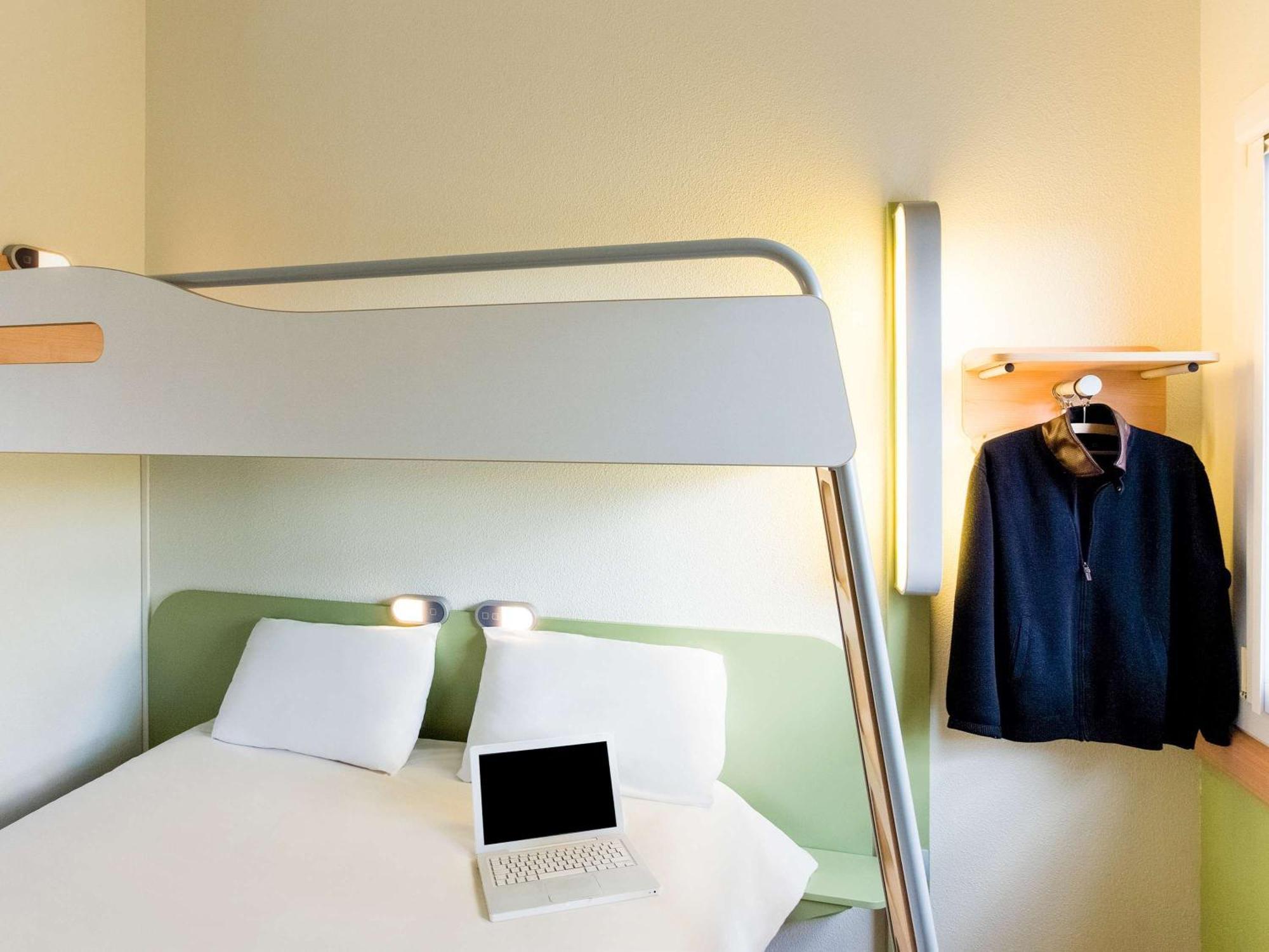 Ibis Budget Noyon Exterior photo